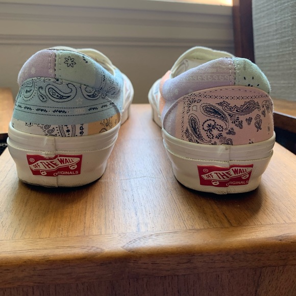 Vans x Kith Bandana Print pastel slip ons - Picture 3 of 7